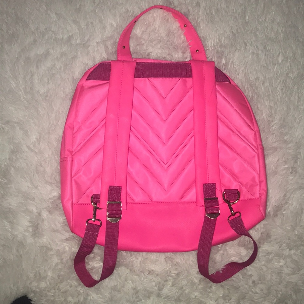 Macbeth Collection Backpack Bag - Picture 4 of 6